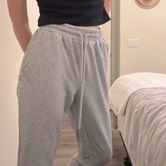 Fabeltics Go-To Waffle Sweatpant in Classic Grey - Picture 3 of 8